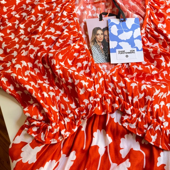 NWT V-Neck Ginkgo Cherry Tomato Maxi Dress DVF for Target - Picture 7 of 7